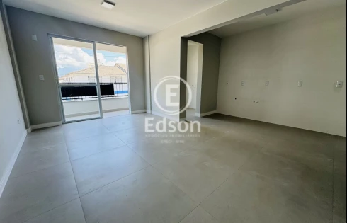 Apartamento com 3 quartos em Centro, Palhoça