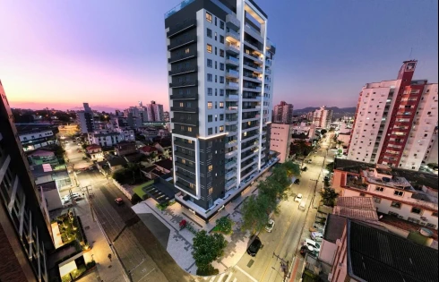 Apartamento com 2 quartos em Canto, Florianópolis