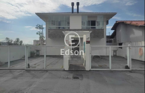 Apartamento com 2 quartos em Nova Palhoça, Palhoça