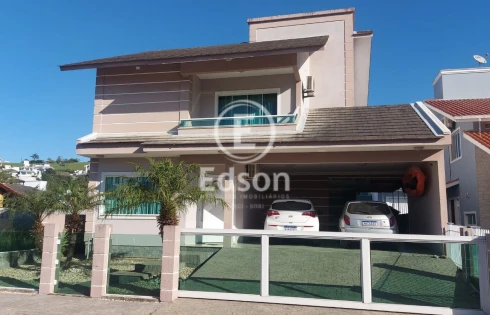 Casa com 4 quartos em Pedra Branca, Palhoça