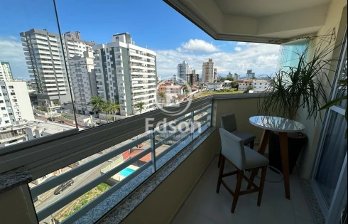 Apartamento com 3 quartos em Barreiros, São José