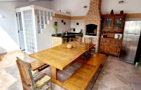 Casa com 3 quartos em Caxambu, Jundiaí