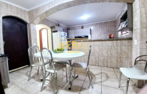 Casa com 4 quartos em Jardim Paulista, Várzea Paulista