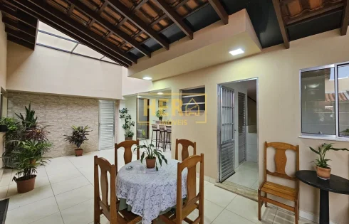 Casa com 5 quartos em Sagrado Coração De Jesus, Louveira
