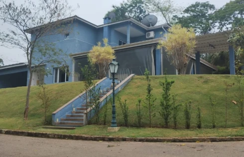 Casa com 4 quartos em Pinhal, Cabreúva