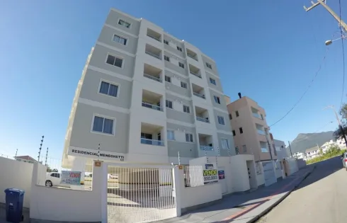 Apartamento com 2 quartos em Nova Palhoça, Palhoça