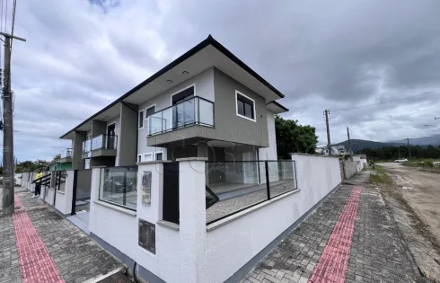 Apartamento com 3 quartos em Praia da Pinheira, Palhoça