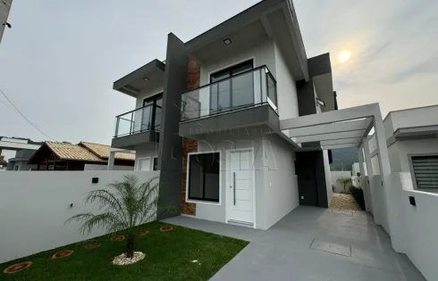 Apartamento com 2 quartos em Forquilhas, São José