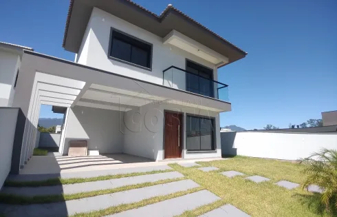 Apartamento com 3 quartos em Vila Becker, Santo Amaro da Imperatriz