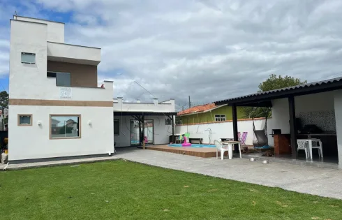 Apartamento com 3 quartos em Praia da Pinheira, Palhoça