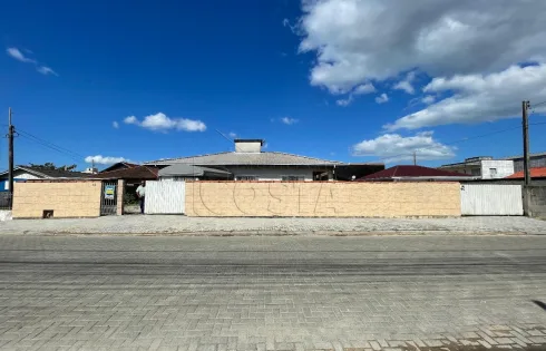 Apartamento com 3 quartos em Barra do Aririú, Palhoça