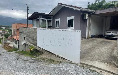 Apartamento com 3 quartos em Nossa Senhora de Lurdes, Santo Amaro da Imperatriz