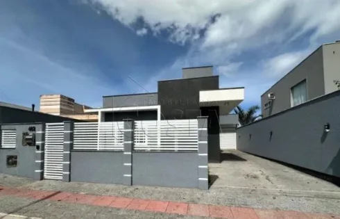 Apartamento com 3 quartos em Pedra Branca, Palhoça