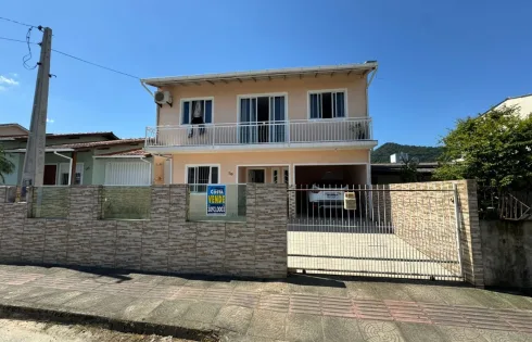 Apartamento com 4 quartos em São Sebastião, Palhoça