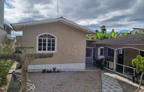 Apartamento com 3 quartos em Mar das Pedras, Biguaçu