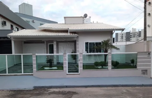 Apartamento com 2 quartos em Pagani , Palhoça