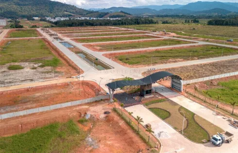 Apartamento com 0 quartos em Deltaville, Biguaçu