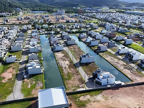 Apartamento com 0 quartos em Deltaville, Biguaçu