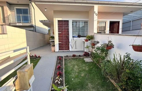 Casa com 2 quartos em Forquilhas, São José