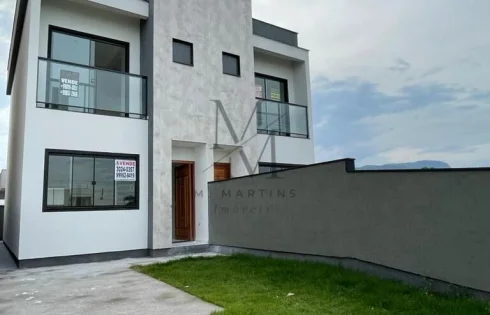 Sobrado com 2 quartos em Bela Vista, Palhoça