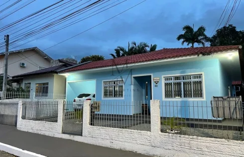 Casa com 3 quartos em Pagani, Palhoça