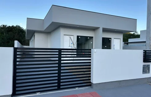 Casa com 3 quartos em Forquilhas, São José