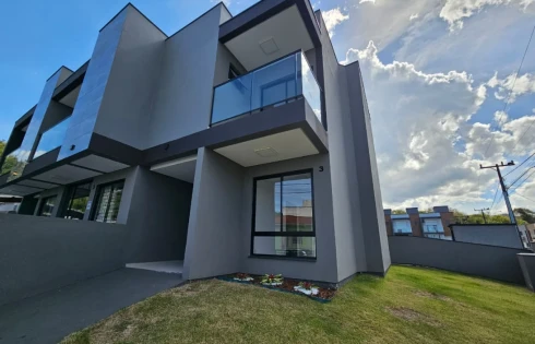 Sobrado Geminado 2 Quartos com 2 Suítes e 88m² - Bela Vista