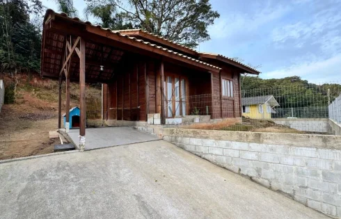 Casa com 2 quartos em Barra do Aririú, Palhoça