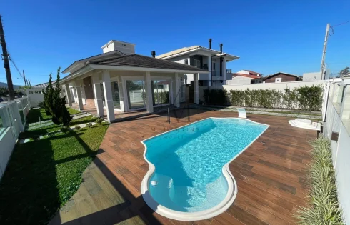 Casa com 3 quartos em Praia do Sonho, Palhoça