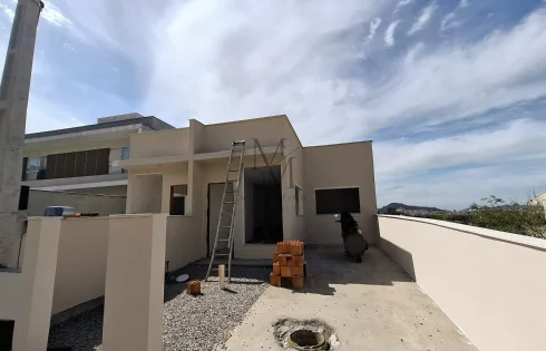 Casa com 2 quartos em Loteamento Jardins, Palhoça