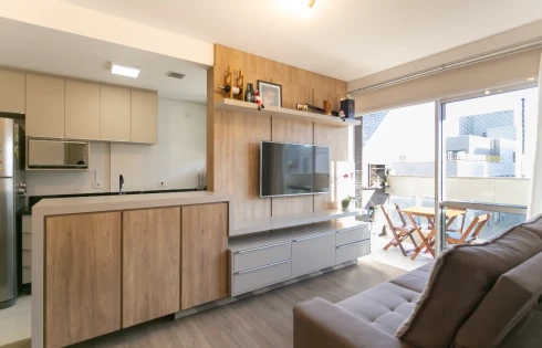 Apartamento com 2 quartos em Novo Mundo, Curitiba