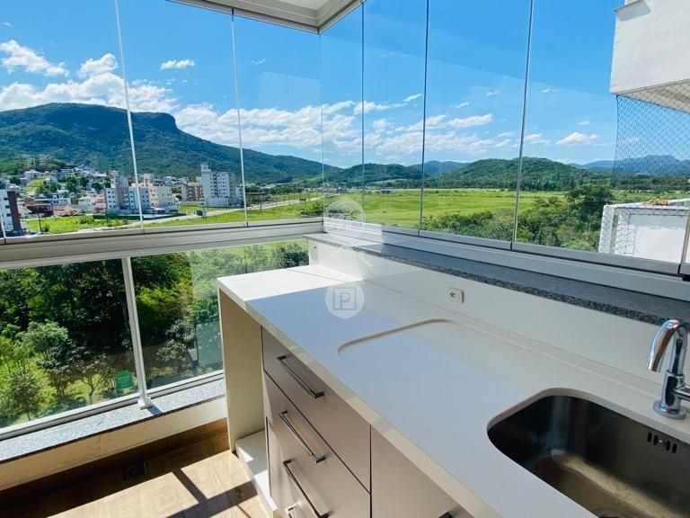 Apartamento em Pedra Branca, Palhoça. 3 quartos, 220m². Imagem 2 de 12