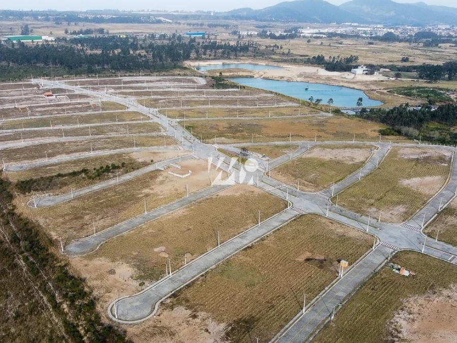 Terreno em Sambaqui, Imbituba. 0 quartos, 300m². Imagem 4 de 9