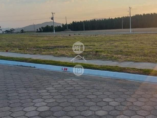 Terreno em Sambaqui, Imbituba. 0 quartos, 300m². Imagem 5 de 9