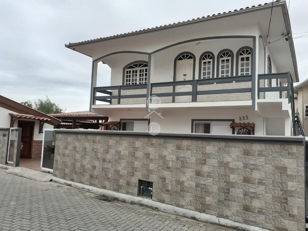 Casa em Centro, Palhoça. 4 quartos, 250m². Imagem 1 de 11