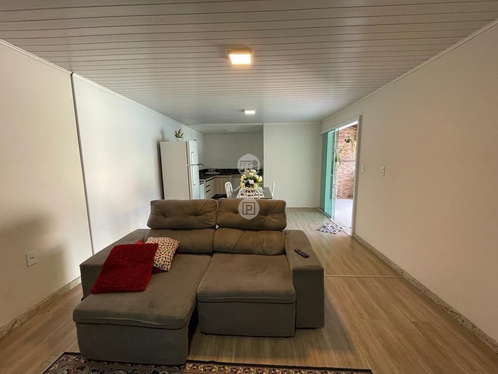 Casa em São Sebastião, Palhoça. 3 quartos, 184m². Imagem 4 de 8