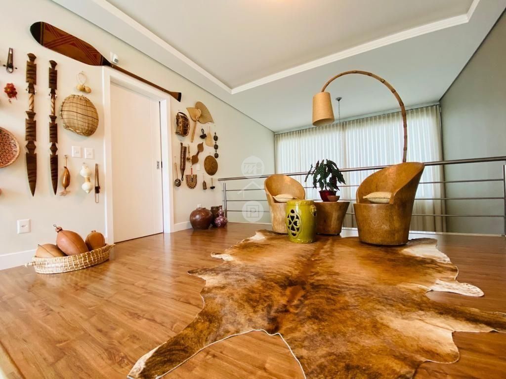 Casa em Pedra Branca, Palhoça. 4 quartos, 395m². Imagem 8 de 14