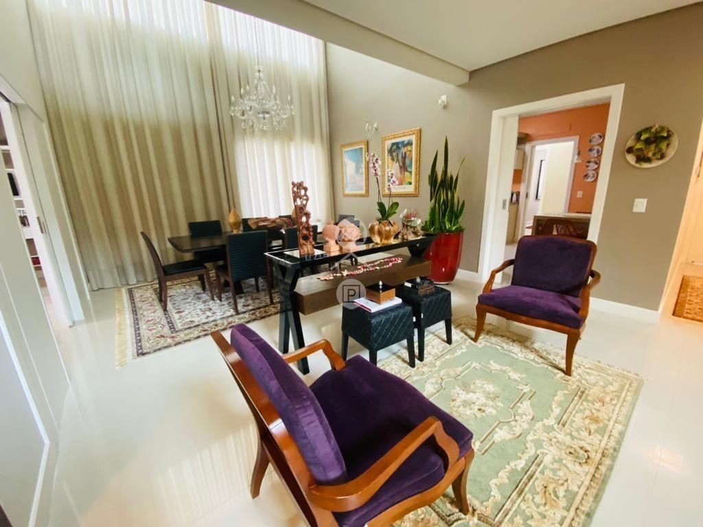 Casa em Pedra Branca, Palhoça. 4 quartos, 395m². Imagem 5 de 14