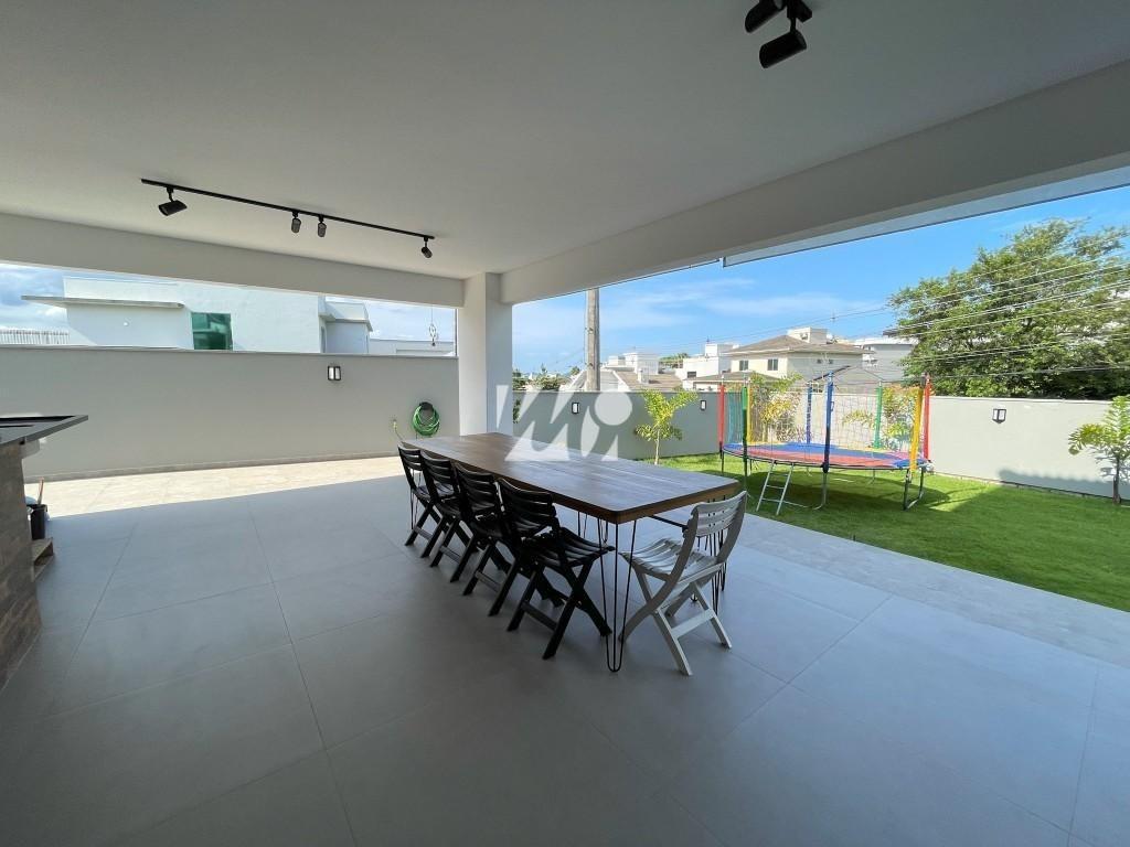 Casa em Pedra Branca, Palhoça. 4 quartos, 275m². Imagem 2 de 6