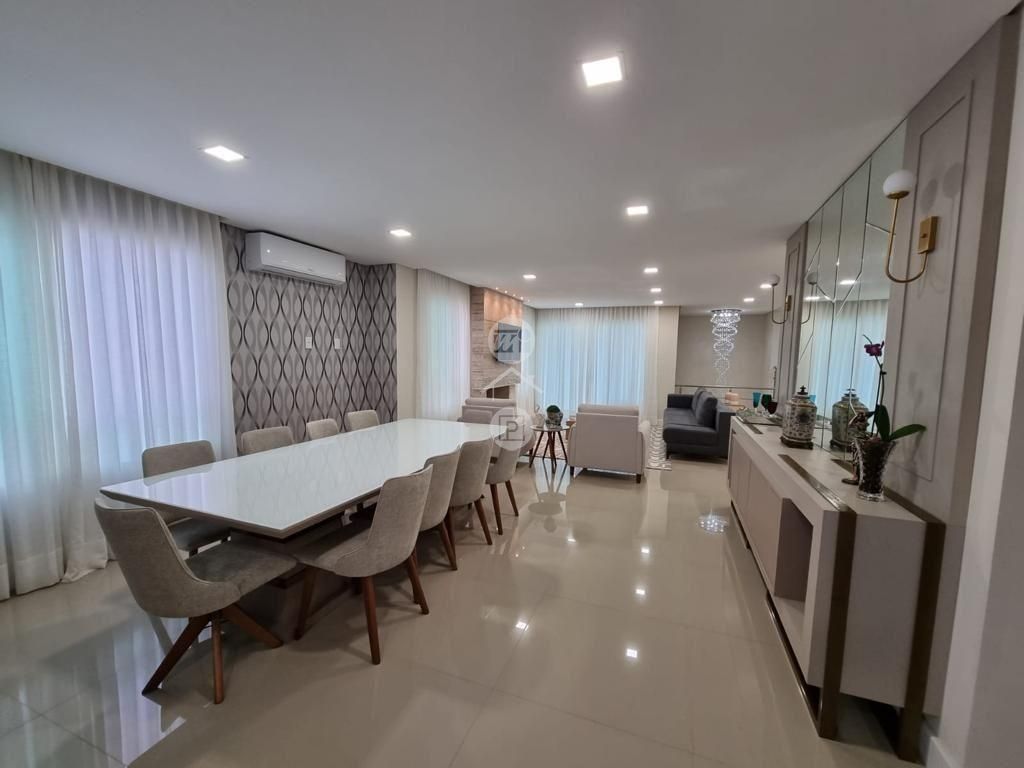 Casa em Pedra Branca, Palhoça. 4 quartos, 460m². Imagem 3 de 16