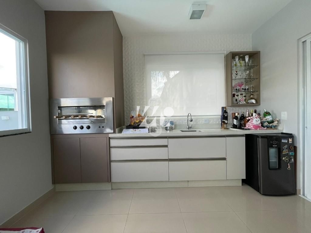 Casa em Pedra Branca, Palhoça. 3 quartos, 310m². Imagem 4 de 12