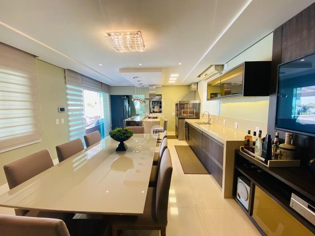 Casa em Centro, Palhoça. 3 quartos, 480m². Imagem 4 de 18