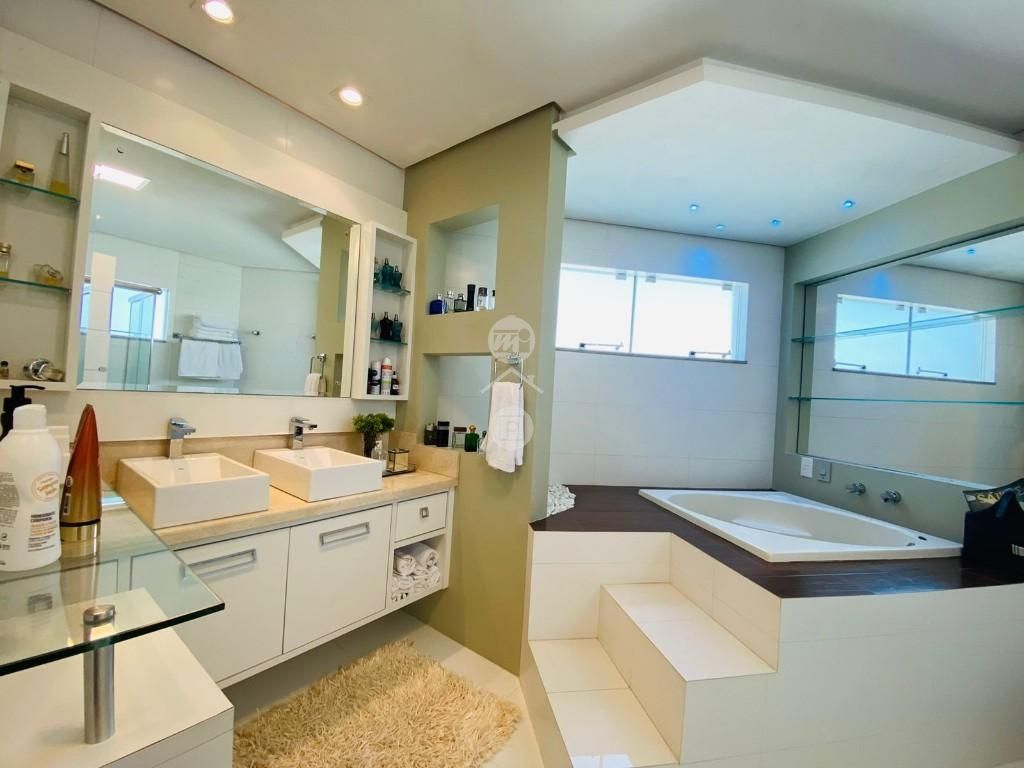 Casa em Centro, Palhoça. 3 quartos, 480m². Imagem 15 de 18