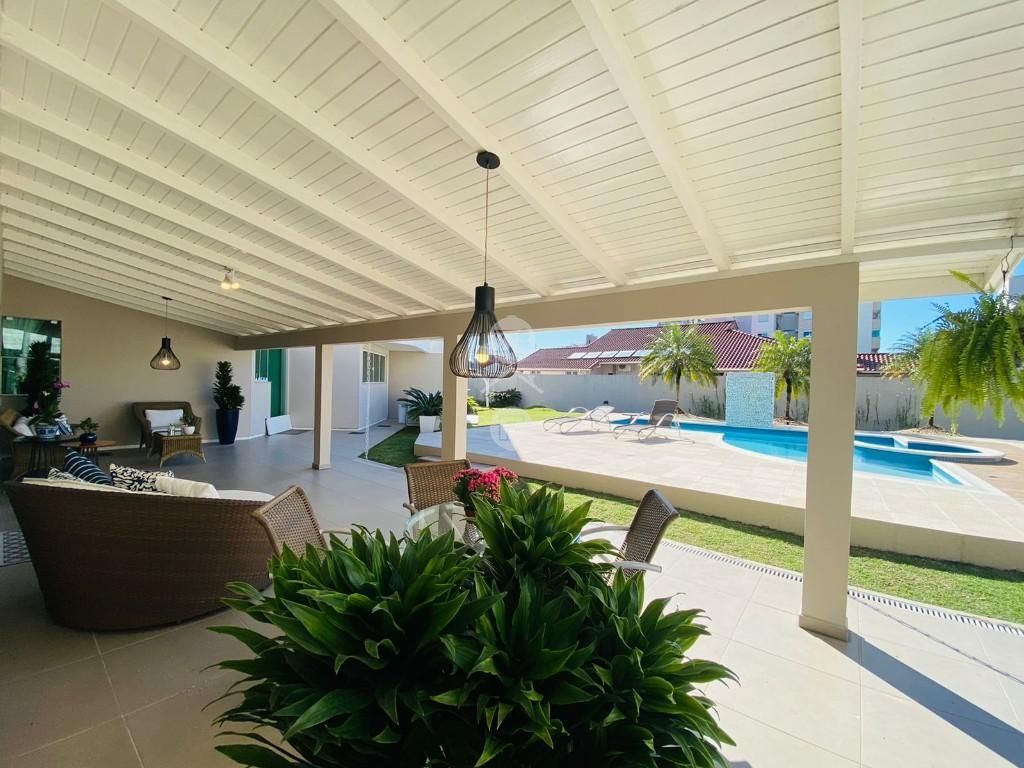 Casa em Centro, Palhoça. 3 quartos, 480m². Imagem 17 de 18