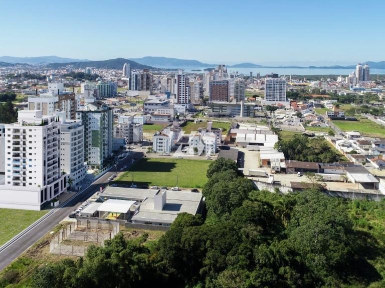 Apartamento em Pagani, Palhoça. 2 quartos, 73m². Imagem 4 de 9