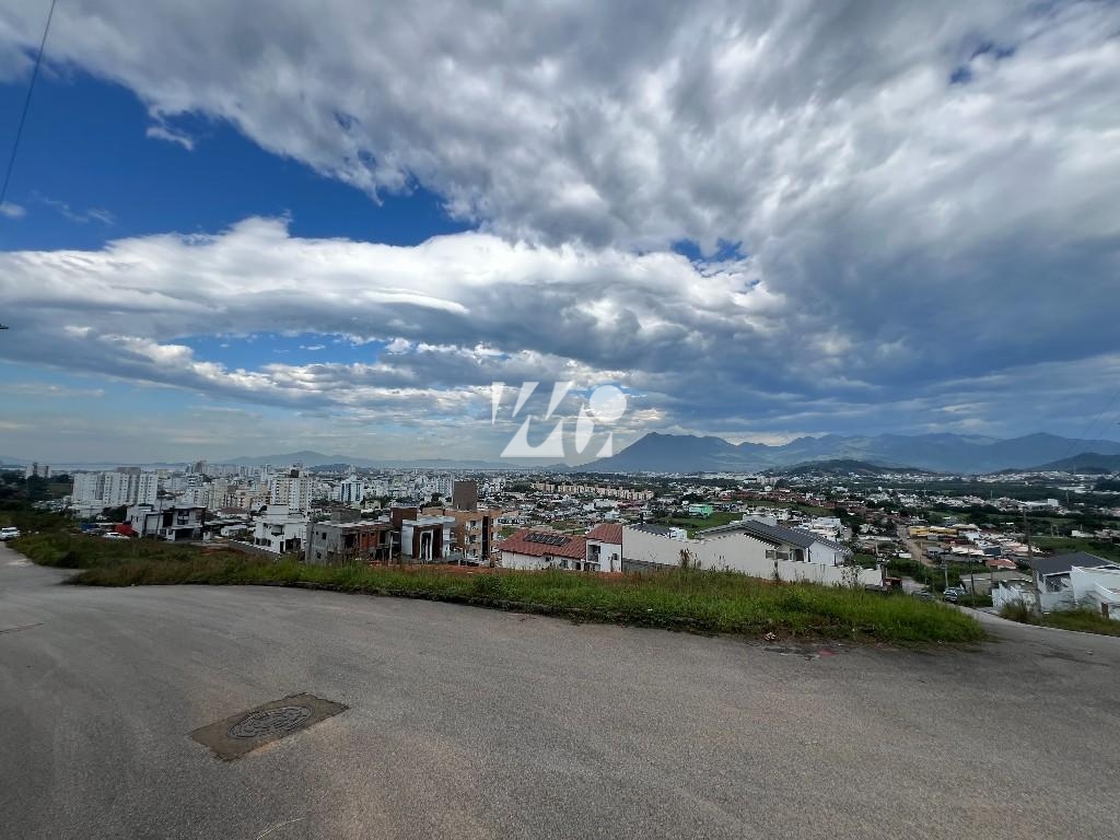 Terreno em São Sebastião, Palhoça. 0 quartos, 300m². Imagem 2 de 3