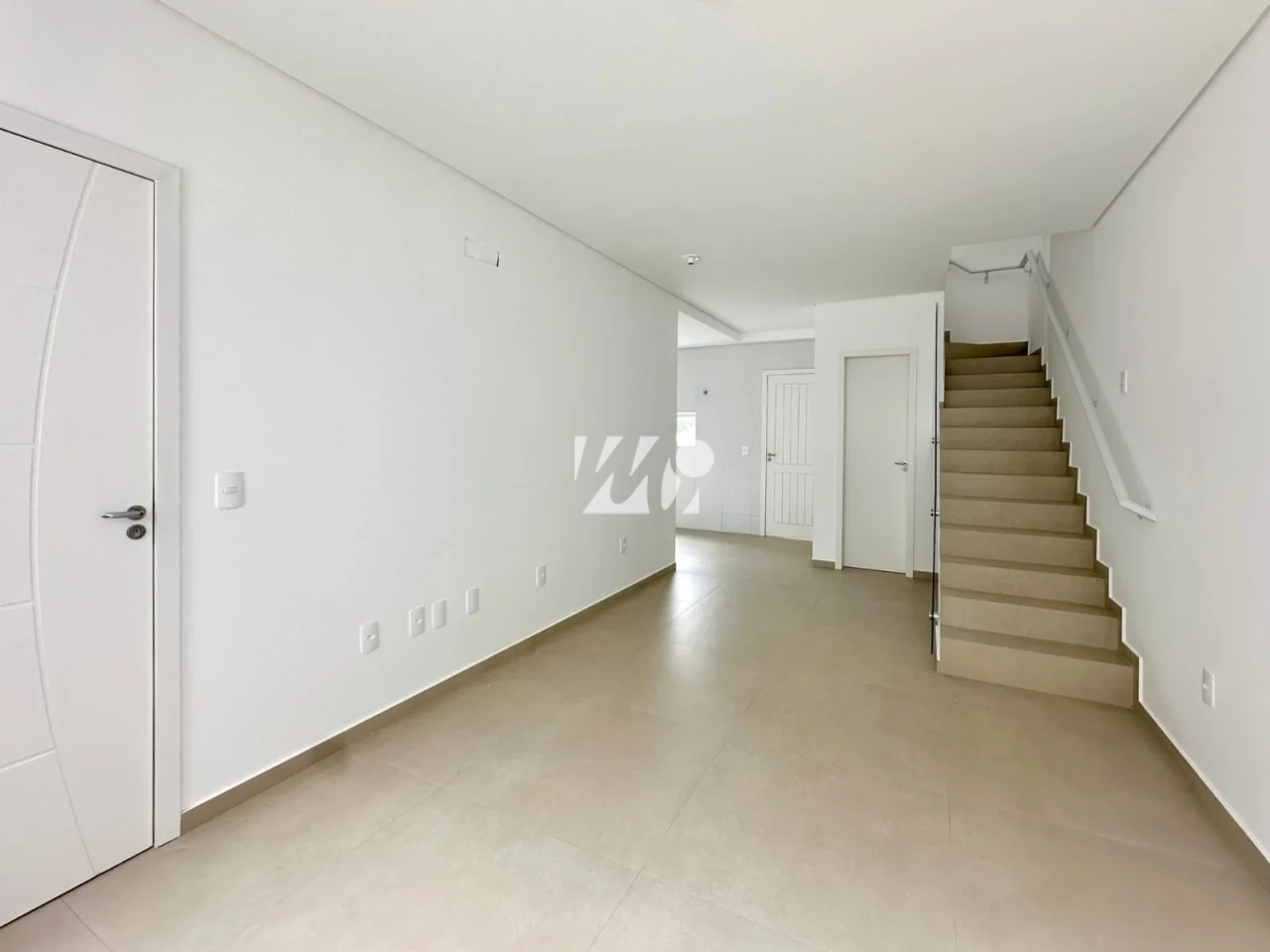 Sobrado Geminado em Nova Palhoça, Palhoça. 2 quartos, 104m². Imagem 2 de 15