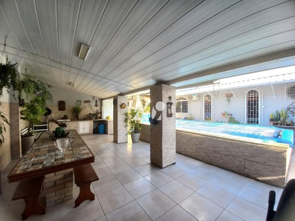 Casa em Ponte do Imaruim, Palhoça. 3 quartos, 280m². Imagem 4 de 20