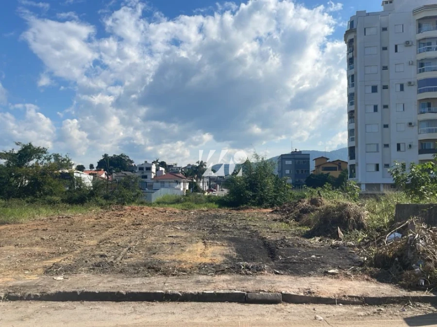 Terreno em Pagani, Palhoça. 0 quartos, 508m². Imagem 1 de 8