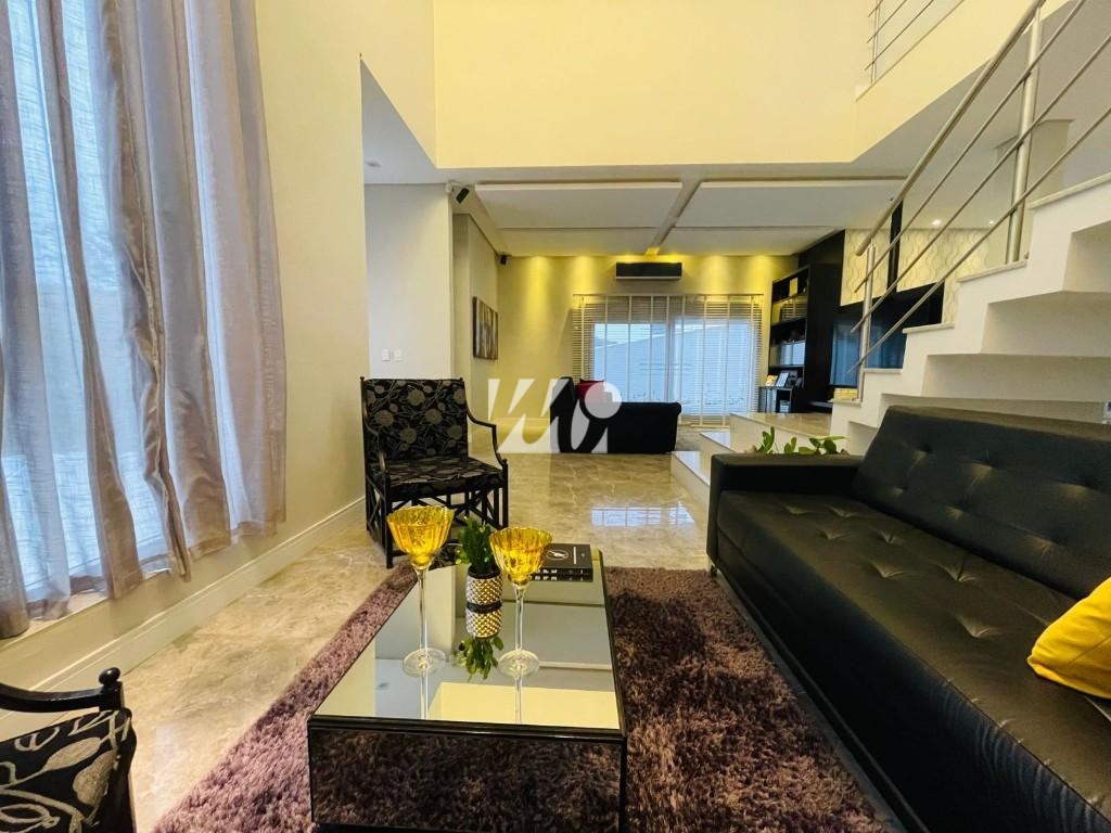 Casa em Pedra Branca, Palhoça. 4 quartos, 380m². Imagem 2 de 18